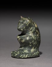Amulet of a Crouching Bear, 664-332 BC. Egypt, Late Period. Green porphyry; overall: 3.8 cm (1 1/2