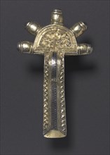 Bow Fibula, 500-550. Frankish, 6th century. Silver gilt and niello; overall: 7.7 x 4.5 x 1.1 cm (3