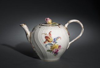 Teapot, c. 1750-1770. Meissen Porcelain Factory (German). Porcelain; overall: 14.8 x 46.8 x 20.1 cm