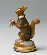 Scent Bottle and Box in the form of a Squirrel , c. 1760. England, late 18th century. Agate, gold