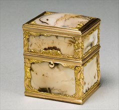 Box with Grooming Implements (Nécessaire), c. 1760-65. Manner of James Barbot (British). Gold,