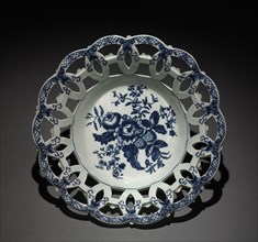 Bowl, c. 1750-1770. Worcester Porcelain Factory (British). Porcelain; overall: 6 x 70.3 x 22.4 cm