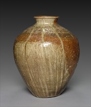 Storage Jar (Tsubo), late 15th century. Japan, Muromachi period (1392-1573). Stoneware with natural