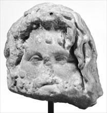 Fragmentary Small Head of Serapis; Egypt; 1st - 2nd century; Marble, crystalline; 9 × 8.5 × 7.5 cm, 3 9,16 × 3 3,8 × 2 15,16 in