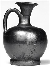 Campanian Black Squat Lekythos; Campania, South Italy; 323 - 31 B.C; Terracotta; 11.3 × 4.3 cm, 4 7,16 × 1 11,16 in