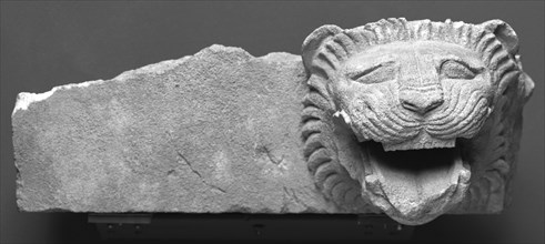 Sima Block with Lionhead Spout; Selinus, Sicily, Italy; about 500 B.C; Limestone; 21.5 x 55 x 29.3 cm