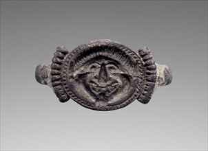 Ring; Greece; 525 - 500 B.C; Silver; 1.6 × 1.1 cm, 5,8 × 7,16 in