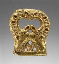 Mount for a Belt Buckle(?, with Ram's Heads; Central Asia; 100 B.C.–A.D. 50; Gold and inlaid stones; 5.2 × 4.9 × 2 cm