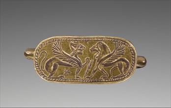 Winged Lion and Sphinx; Etruria; 550 - 500 B.C; Hoop: gold-plated silver; bezel: gold; 1.9 × 0.9 cm, 3,4 × 3,8 in