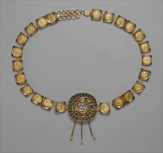 Coin Belt; Roman Empire; about A.D. 379–395; Gold, enamel, sapphire, emerald, garnet, and glass; 79.1 cm, 31 1,8 in
