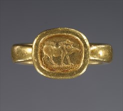 Boar; Greece, ?, 525 - 400 B.C; Gold; 1.4 × 1.2 × 0.2 cm, 9,16 × 1,2 × 1,8 in