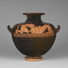 Water Jar with Herakles Wrestling the Nemean Lion; Attributed to Aegisthus Painter, Greek, Attic, active about 480 - about 460