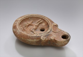 Lamp; North Africa, Tunisia; late 1st century; Terracotta; 9.5 x 2 x 6.8 cm, 3 3,4 x 13,16 x 2 11,16 in