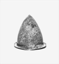 Helmet; South Italy; late 6th century B.C; Bronze; 21.5 cm, 8 7,16 in