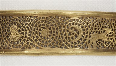 Bracelet; Roman Empire; 250 - 400; Gold; 1.4 × 6.3 cm, 9,16 × 2 1,2 in