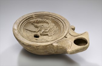 Lamp, North Africa, Tunisia; 1st - 4th century; Terracotta; 3.5 × 8.8 × 12.2 cm, 1 3,8 × 3 7,16 × 4 13,16 in