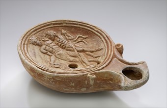 Lamp, Anatolia; 1st - 4th century; Terracotta; 3 x 8 x 11.9 cm, 1 3,16 x 3 1,8 x 4 11,16 in