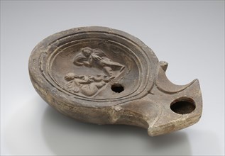 Lamp, North Africa; 1st - 4th century; Terracotta; 2.5 x 7.2 x 10.5 cm, 1 x 2 13,16 x 4 1,8 in
