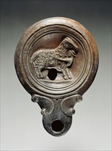 Lamp, Anatolia; 1st - 4th century; Terracotta; 3.3 x 9.5 x 12 cm, 1 5,16 x 3 3,4 x 4 3,4 in