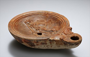 Lamp, Anatolia; 1st - 4th century; Terracotta; 3 x 9.6 x 12.2 cm, 1 3,16 x 3 3,4 x 4 13,16 in
