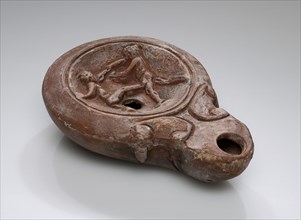 Lamp, North Africa; 1st - 4th century; Terracotta; 2.9 x 7.7 x 11 cm, 1 1,8 x 3 1,16 x 4 5,16 in