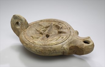 Lamp, Tunisia; 1st - 4th century; Terracotta; 2.9 x 9.2 x 15 cm, 1 1,8 x 3 5,8 x 5 7,8 in