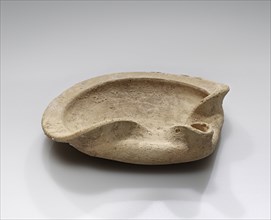 Lamp, Roman Empire; 1st century B.C.-4th century A.D; Terracotta; 2.5 x 12.1 x 11.4 cm, 1 x 4 3,4 x 4 1,2 in