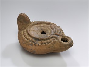 Lamp, South Anatolia, Anatolia; 1st - 4th century; Terracotta; 2.4 x 5.8 x 8.6 cm, 15,16 x 2 5,16 x 3 3,8 in