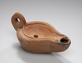 Lamp, Asia Minor; 1st - 4th century; Terracotta; 2.5 x 5 x 9.4 cm, 1 x 1 15,16 x 3 11,16 in