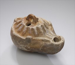 Lamp, Cologne, Germany; 2nd century; Terracotta; 4.6 x 5.5 x 8 cm, 1 13,16 x 2 3,16 x 3 1,8 in