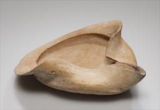 Lamp, North Africa, ?, 6th - 5th century B.C; Terracotta; 5.5 x 14 x 16 cm, 2 3,16 x 5 1,2 x 6 5,16 in