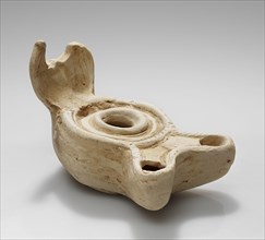 Lamp, Cologne, Germany, Europe; 2nd - 3rd century; Terracotta; 3.5 x 5.2 x 9.5 cm, 1 3,8 x 2 1,16 x 3 3,4 in
