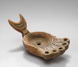 Lamp, South Anatolia, Anatolia; 1st century B.C. - 4th century A.D; Terracotta; 2.7 x 7.5 x 12.9 cm