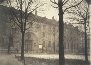 Hôtel Scipion Sardini, rue Sardini; Eugène Atget, French, 1857 - 1927, Paris, France; March 1925; Albumen silver print