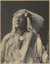 High Bear, Sioux; Adolph F. Muhr, American, died 1913, Frank A. Rinehart, American, 1861 - 1928, 1898; Platinum print