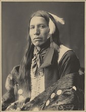Yellow Shirt, Sioux; Adolph F. Muhr, American, died 1913, Frank A. Rinehart, American, 1861 - 1928, 1899; Platinum print