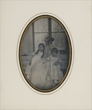 Portrait of Sophie Eynard-Eynard and two of her daughters; Jean-Gabriel Eynard, Swiss, 1775 - 1863, about 1850; Daguerreotype