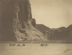 Canyon de Chelly; Edward S. Curtis, American, 1868 - 1952, 1904; Gold toned platinum print; 24.8 x 32.4 cm 9 3,4 x 12 3,4 in
