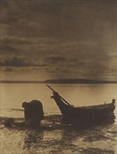 The Clam Digger; Edward S. Curtis, American, 1868 - 1952, 1898 - 1900; Gelatin silver print; 39.2 x 29.8 cm