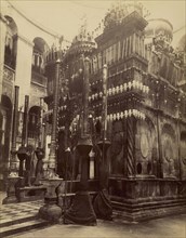 Jérusalem, Saint-Sépulcre, intérieur; Félix Bonfils, French, 1831 - 1885, Jerusalem, Palestine; 1870 - 1879; Albumen silver