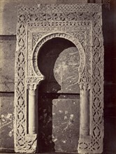 Ventana estilo arabe del claustro de la catedral, Tarragona; Juan Laurent, French, 1816 - 1892, Tarragona, Spain; 1865; Albumen