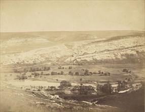 Valley of Inkermann III; Roger Fenton, English, 1819 - 1869, 1855; Salted paper print; 19.4 x 25.2 cm, 7 5,8 x 9 15,16 in
