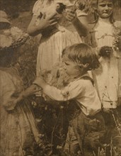 Happy Days; Gertrude Käsebier, American, 1852 - 1934, Newport, Rhode Island, United States; 1903; Platinum print
