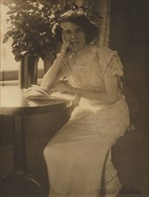 Dorothy W. Kane; Gertrude Käsebier, American, 1852 - 1934, New York, New York, United States; about 1907; Platinum print