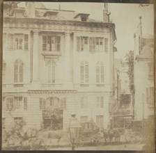 Carriages Before a Paris Residence; William Henry Fox Talbot, English, 1800 - 1877, May 1843; Salted paper print from a paper