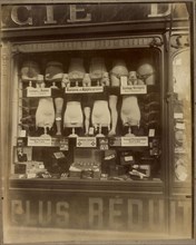 Boutique de bandagiste; Eugène Atget, French, 1857 - 1927, Paris, France; 1920 - 1927; Gelatin silver chloride printing-out