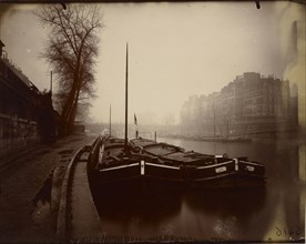 The Pont Neuf; Eugène Atget, French, 1857 - 1927, 1923; Gelatin silver chloride printing-out paper print; 17.9 x 22.9 cm