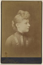 woman in profile; Edward Draper, British, active 1860s, 1870s; Albumen silver print