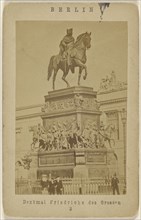 Berlin. Denkmal Friedrichs des Grossen; German; 1865 - 1870; Albumen silver print