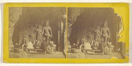 Picknic al Elephanta,Group of people having a picnic inside a Hindu Temple, Elephanta, India; about 1865; Albumen silver print